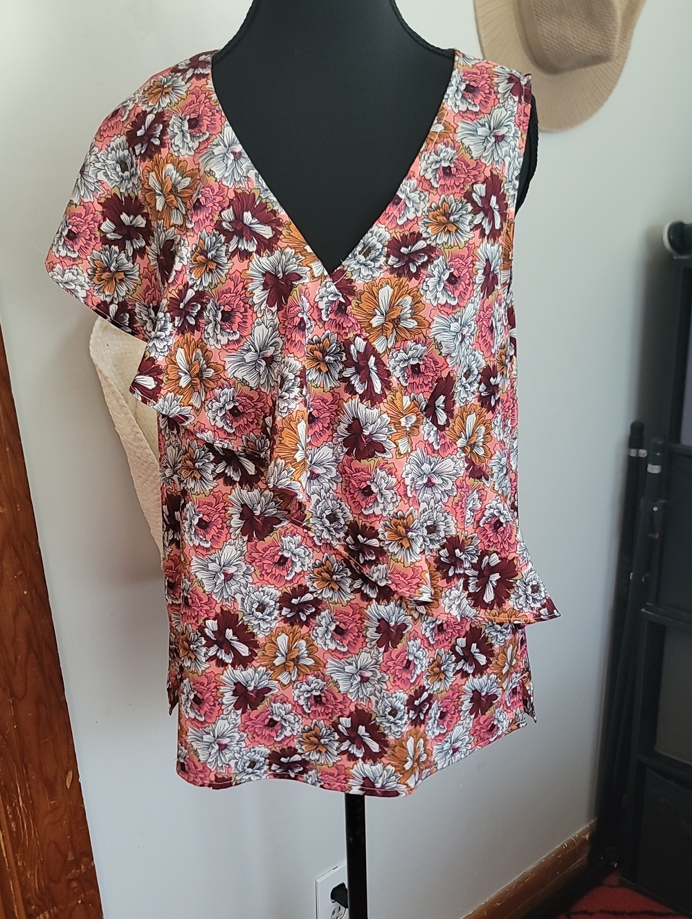 Banana Republic Floral V-Neck Ruffle Camisole - Pink, Brown & Cream